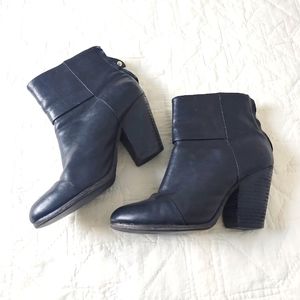 Rag and bone black classic Newbury leather booties